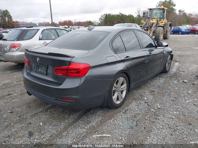 BMW 330i Xdrive 2018 WBA8D9G54JNU68201 Image 4
