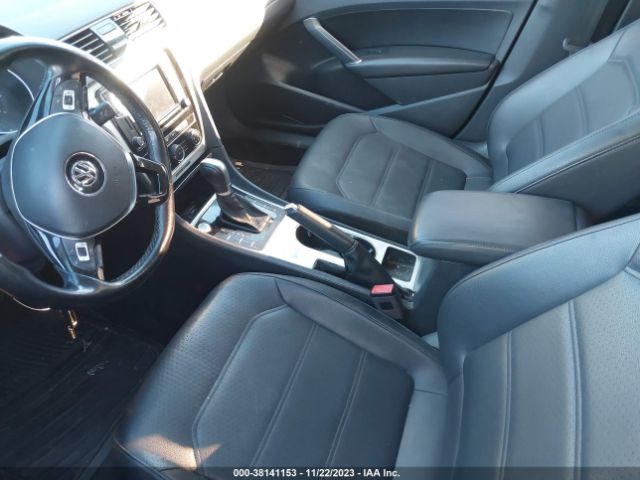 2019 VOLKSWAGEN PASSAT 1VWLA7A30KC009131 Photo 4