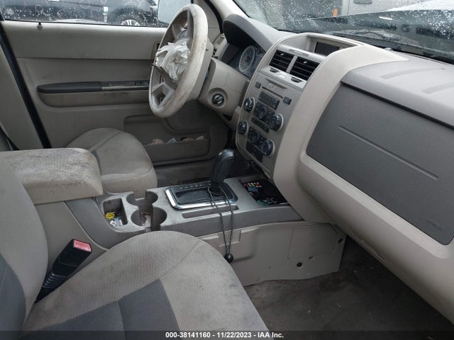 2008 FORD ESCAPE XLT VIN: 1FMCU03158KE76553