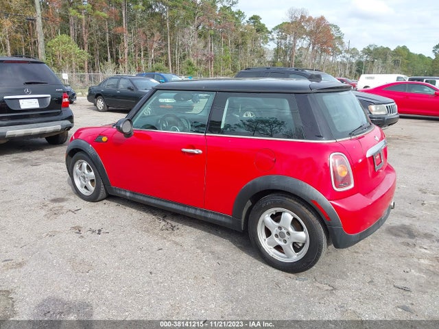 2009 MINI COOPER WMWMF33519TU72080 Photo 2