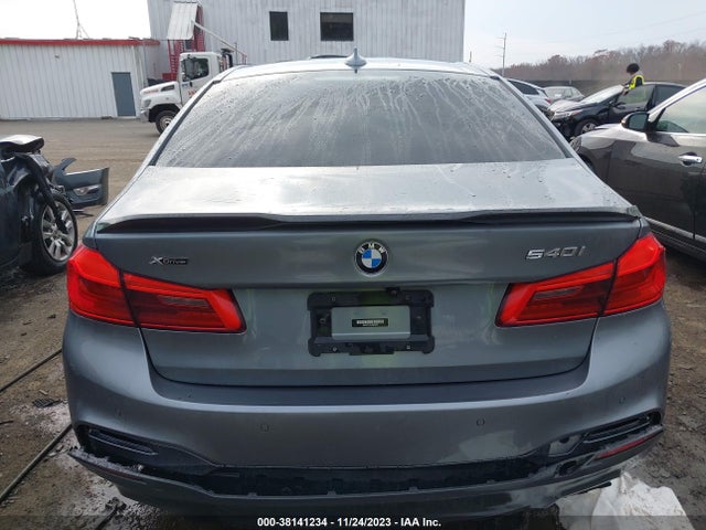 BMW 540i Xdrive 2018 WBAJE7C54JG892474 Image 15