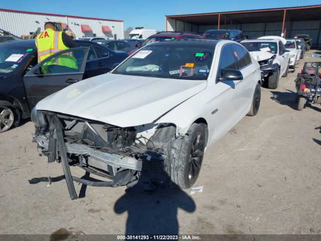 WBA5A5C56FD518233 BMW 528I