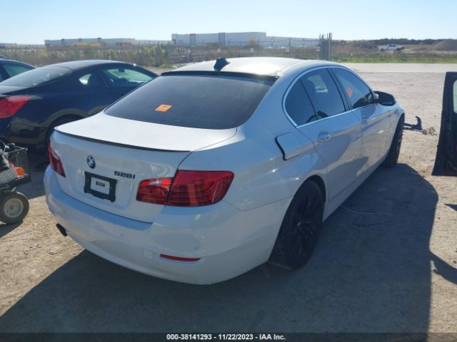 WBA5A5C56FD518233 BMW 528I