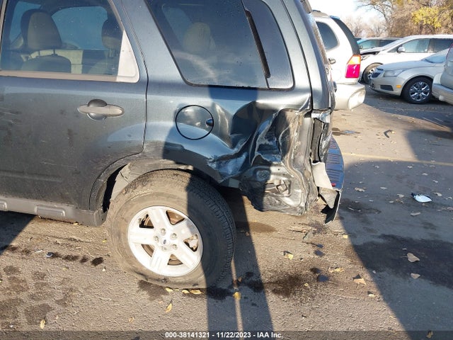2008 FORD ESCAPE HYBRID VIN: 1FMCU59H48KA59300