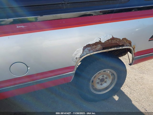 1988 CHEVROLET GMT-400 K1500 VIN: 1GCDK14H2JE155428