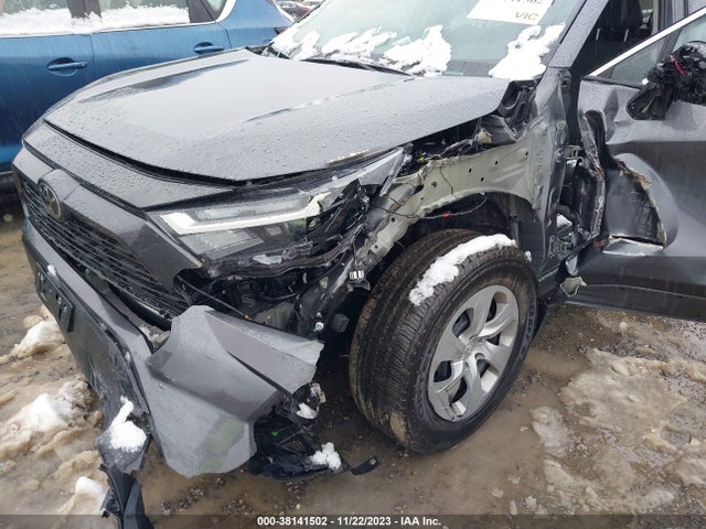 Toyota RAV4 LE 2023 2T3F1RFV7PW352433 Image 6