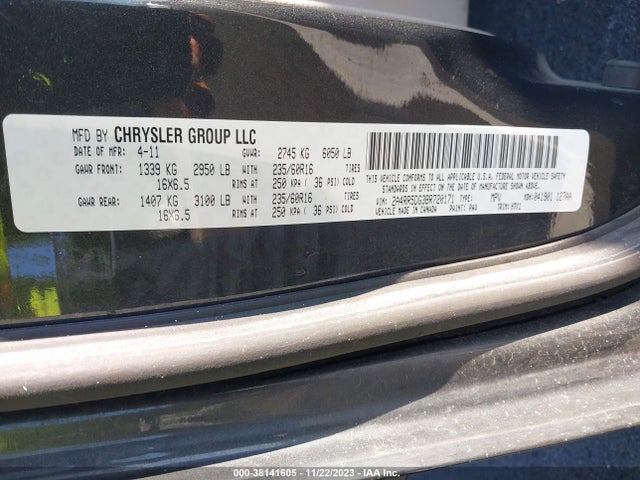 38141605 :رقم المزاد ، 2A4RR5DG3BR720171 vin ، 2011 Chrysler Town & Country Touring مزاد بيع