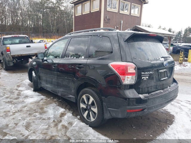 Subaru Forester 2.5i Premium 2017 JF2SJAGC7HH445426 Image 3