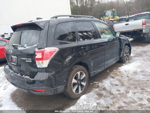 Subaru Forester 2.5i Premium 2017 JF2SJAGC7HH445426 Image 4