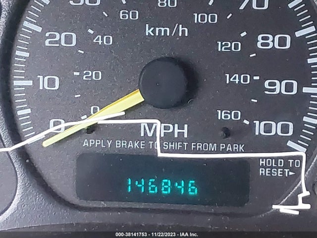 2001 CHEVROLET SILVERADO 1500 LS VIN: 2GCEC19VX11193443