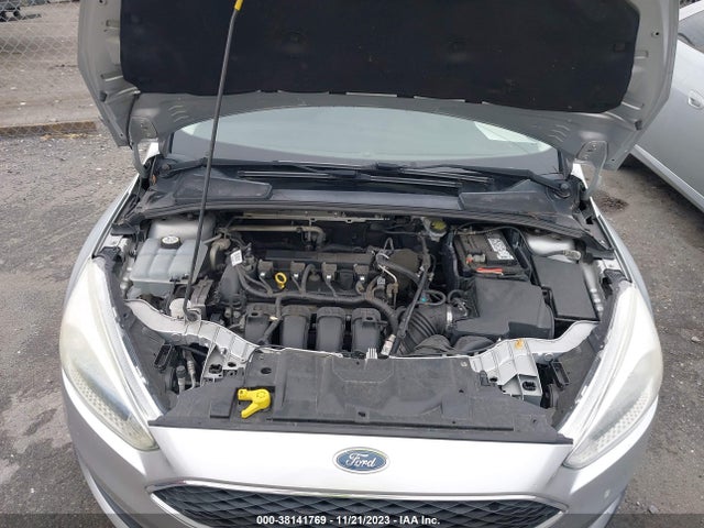 Ford FOCUS SE 2015 1FADP3F2XFL249992 Image 10
