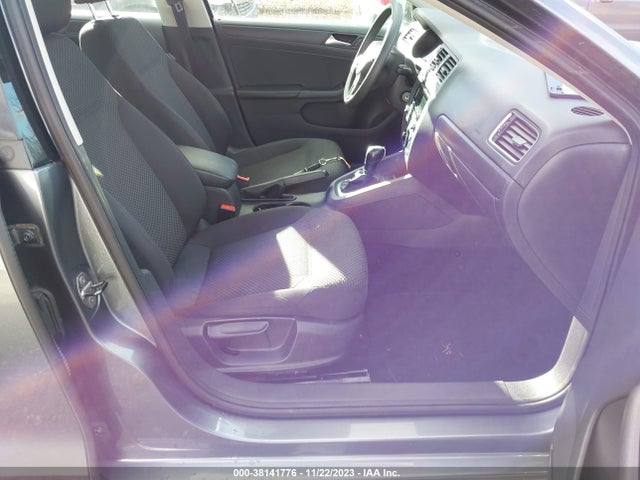 2013 VOLKSWAGEN JETTA 2.0L S VIN: 3VW2K7AJ3DM295212