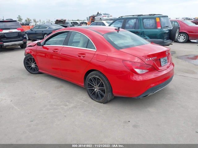 Mercedes-Benz CLA 250 2019 WDDSJ4EB9KN703308 Image 3