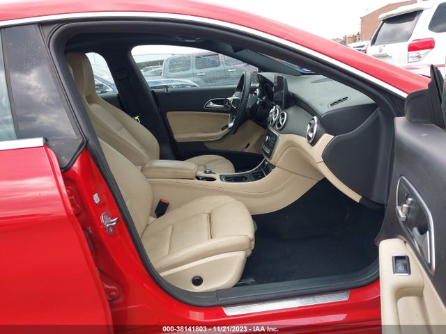 Mercedes-Benz CLA 250 2019 WDDSJ4EB9KN703308 Image 5