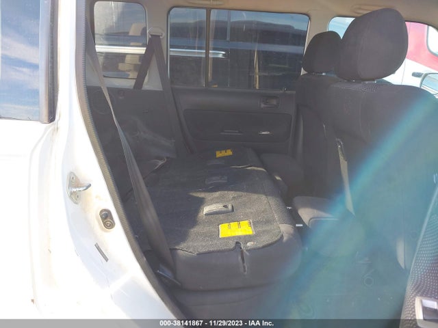 2006 SCION XB VIN: JTLKT324064037377