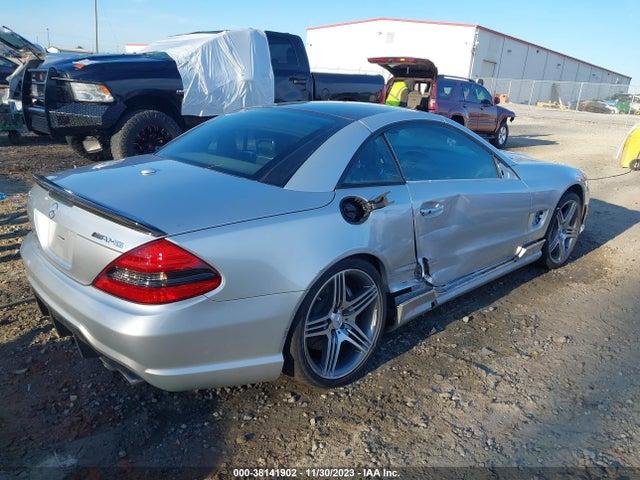 2011 MERCEDES-BENZ SL 63 AMG VIN: WDBSK7AA1BF165055