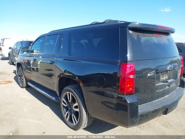 Chevrolet Suburban Premier 2018 1GNSKJKC8JR259386 Image 3