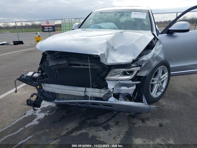 WA1LFAFP8FA088525 Audi Q5 2.0t Premium