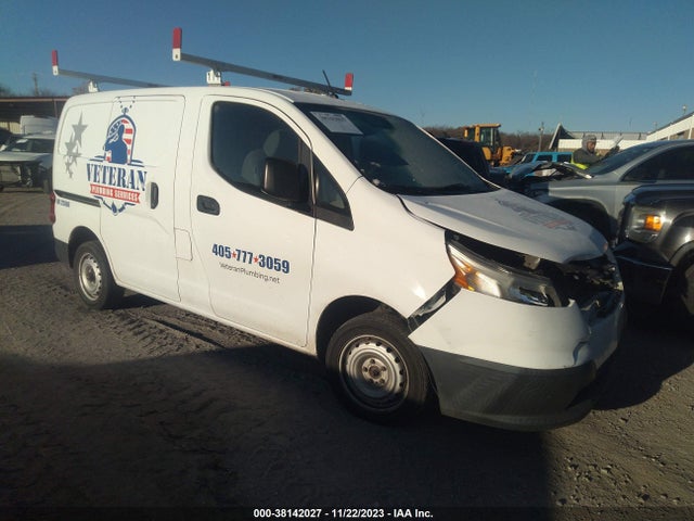 2015 3N63M0ZN2FK731592 main image