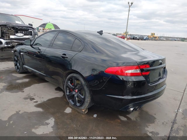 2014 JAGUAR XF SAJWA0HP8EMU19157 Photo 2
