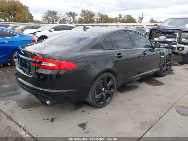 2014 JAGUAR XF SAJWA0HP8EMU19157 Photo 3