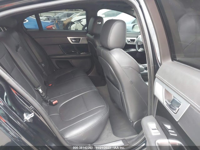 2014 JAGUAR XF SAJWA0HP8EMU19157 Photo 7