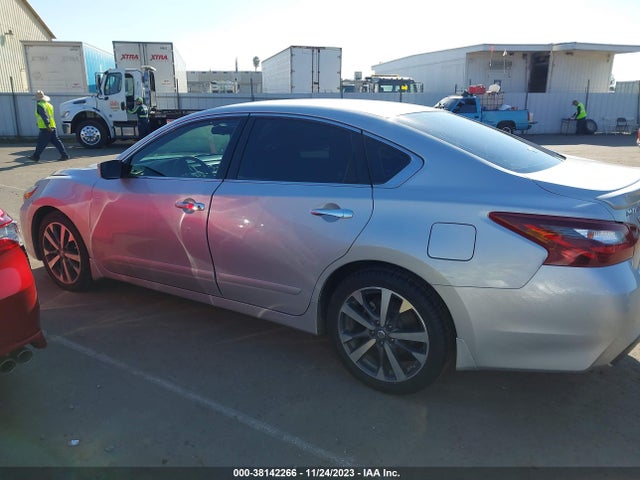 2017 NISSAN ALTIMA 2.5 SR VIN: 1N4AL3AP9HC118590