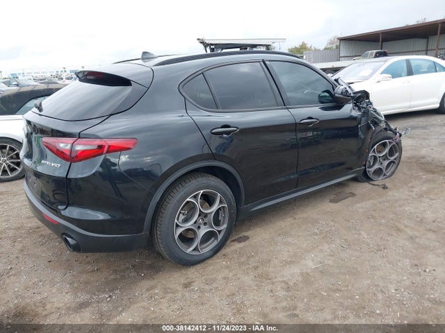 ZASPAJANXN7D41777 Alfa Romeo Stelvio Sprint Rwd