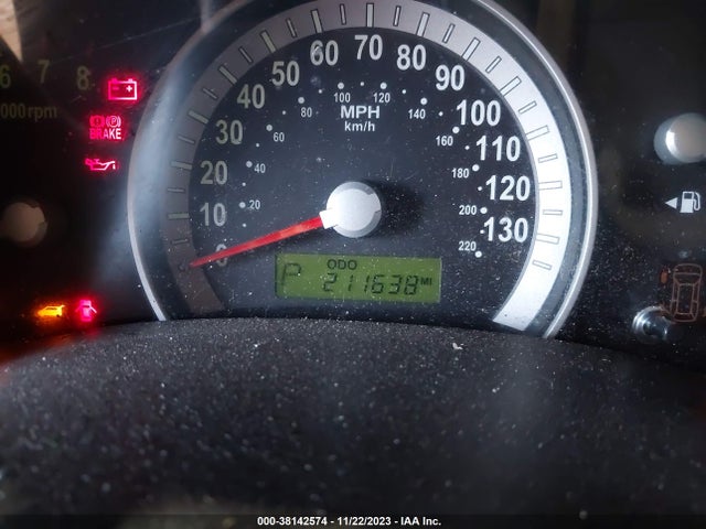 2008 HYUNDAI ENTOURAGE GLS/LIMITED VIN: KNDMC233786049814