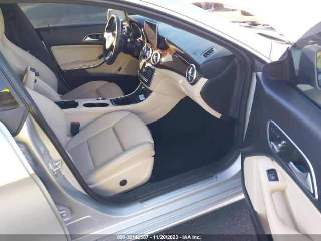WDDSJ4EB4JN523443 Mercedes-Benz Cla Cla 250
