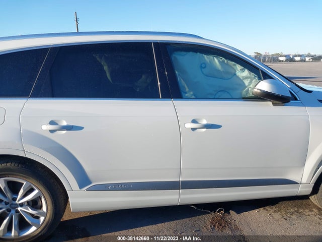 2017 AUDI Q7 3.0T PREMIUM VIN: WA1LAAF78HD019060