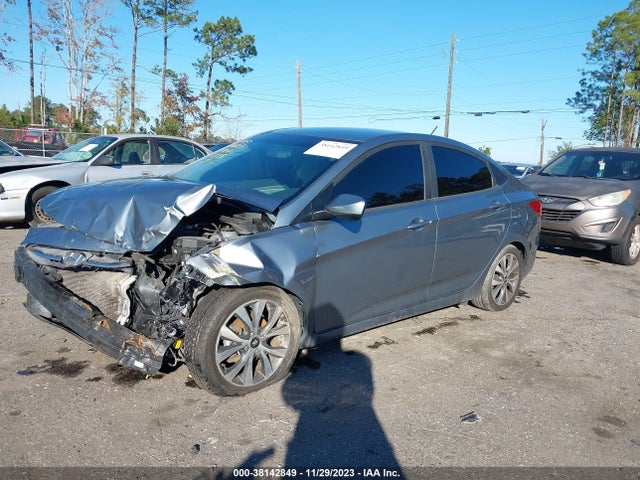 Hyundai Accent Value Edition 2017 KMHCT4AE1HU372128 Image 2