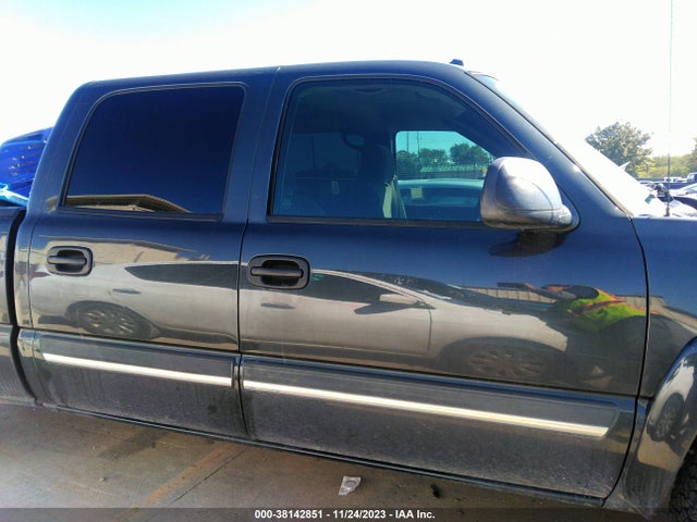 2005 CHEVROLET SILVERADO 1500 Z71 VIN: 2GCEK13T951161616
