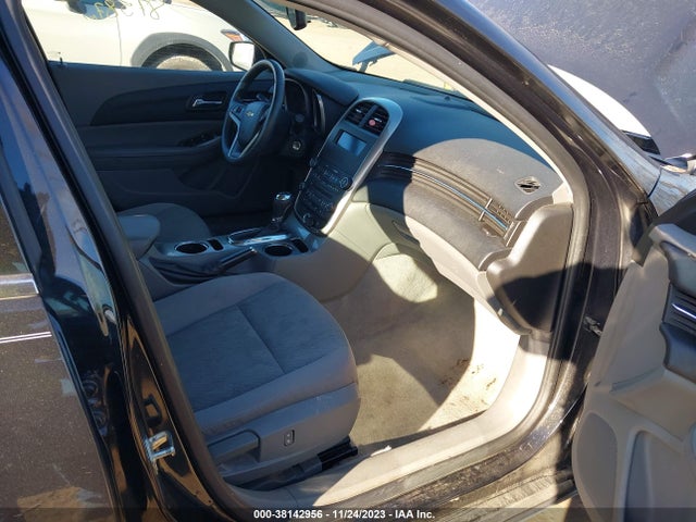 Chevrolet MALIBU LS 2015 1G11B5SL1FF153729 Image 5
