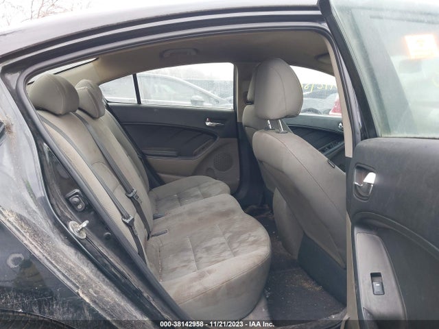 2015 KIA FORTE LX VIN: KNAFK4A66F5334850