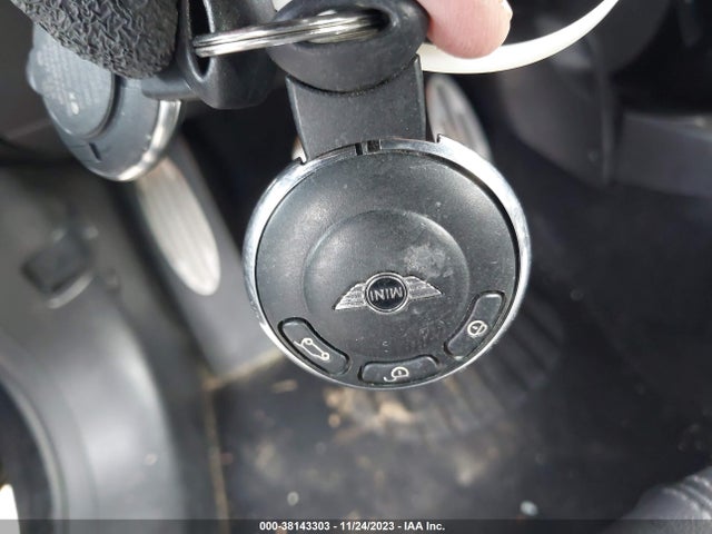 2016 MINI COUNTRYMAN WMWXD1C51GWT97688 Photo 10