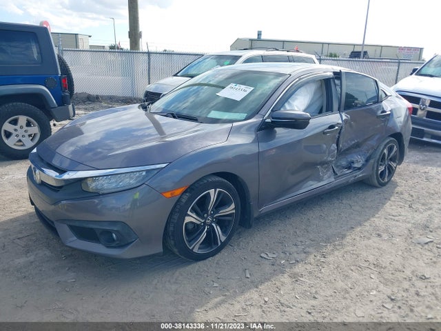 Honda Civic Touring 2016 19XFC1F98GE201529 Image 2