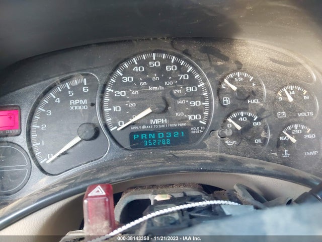 2002 GMC YUKON SLT VIN: 1GKEC13V42R136404