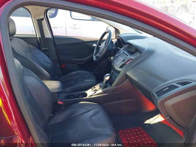 2015 FORD FOCUS SE VIN: 1FADP3F2XFL320012