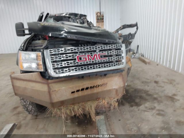 1GT125E88EF105352 GMC Sierra 2500hd Denali