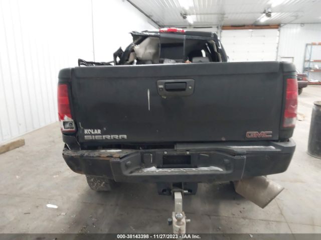 1GT125E88EF105352 GMC Sierra 2500hd Denali