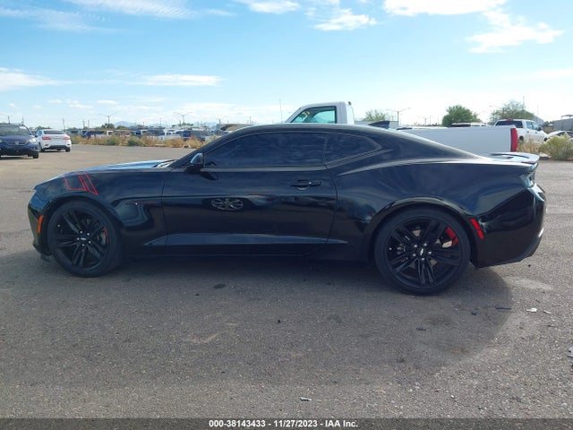 Chevrolet Camaro 2lt 2018 1G1FD1RX3J0170996 Image 14