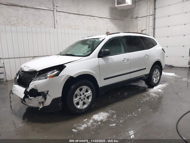 Chevrolet Traverse Ls 2017 1GNKVFED0HJ149451 Image 2