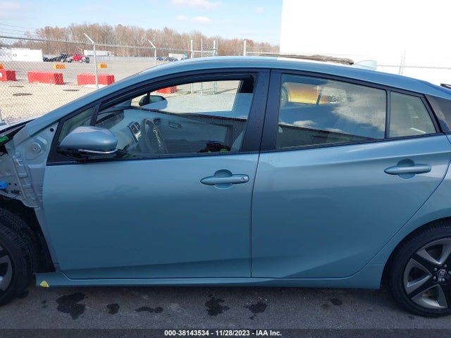 Toyota PRIUS XLE 2020 JTDKARFU2L3104447 Image 15