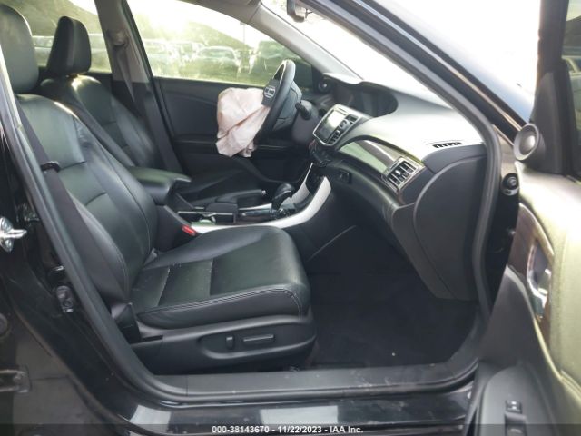 1HGCR3F92HA019618 Honda Accord Touring V6