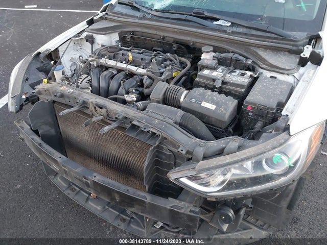 2017 HYUNDAI ELANTRA SE VIN: KMHD74LF0HU083594