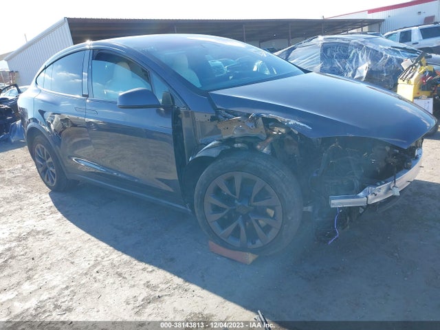 2022 TESLA MODEL X DUAL MOTOR ALL-WHEEL DRIVE VIN: 7SAXCBE53NF328613