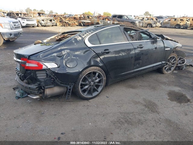 2012 JAGUAR XF SAJWA0HBXCLS34079 Photo 3