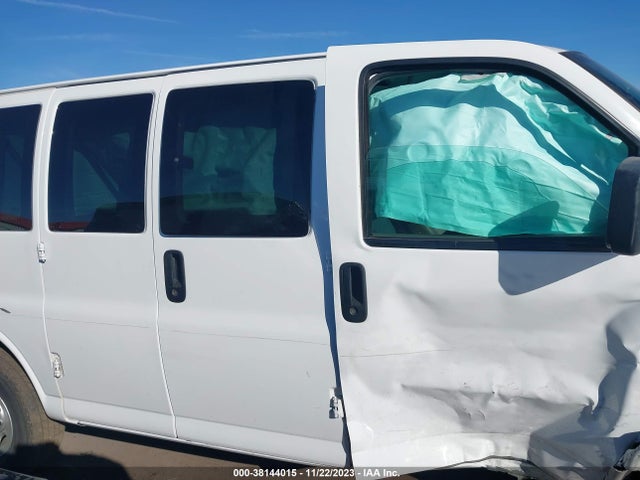 Chevrolet Express 2500 Ls 2016 1GAWGEFF1G1242033 Image 13