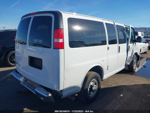 Chevrolet Express 2500 Ls 2016 1GAWGEFF1G1242033 Image 4